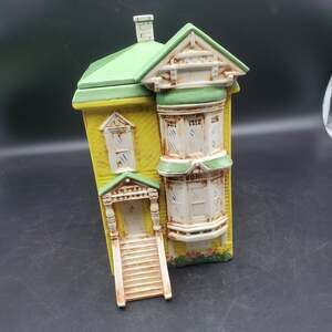 Vintage Victorian House Ceramic Cookie Jar Yellow Green Roof Removable Lid